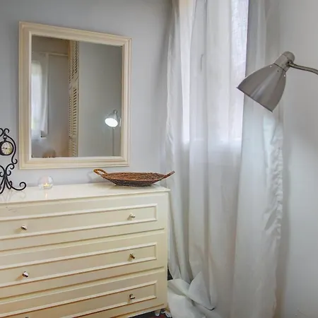 Helena's Dream Home, Corfu No7