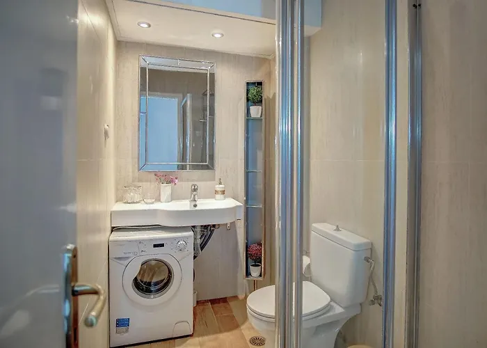 Helena's Dream Home, Corfu No7